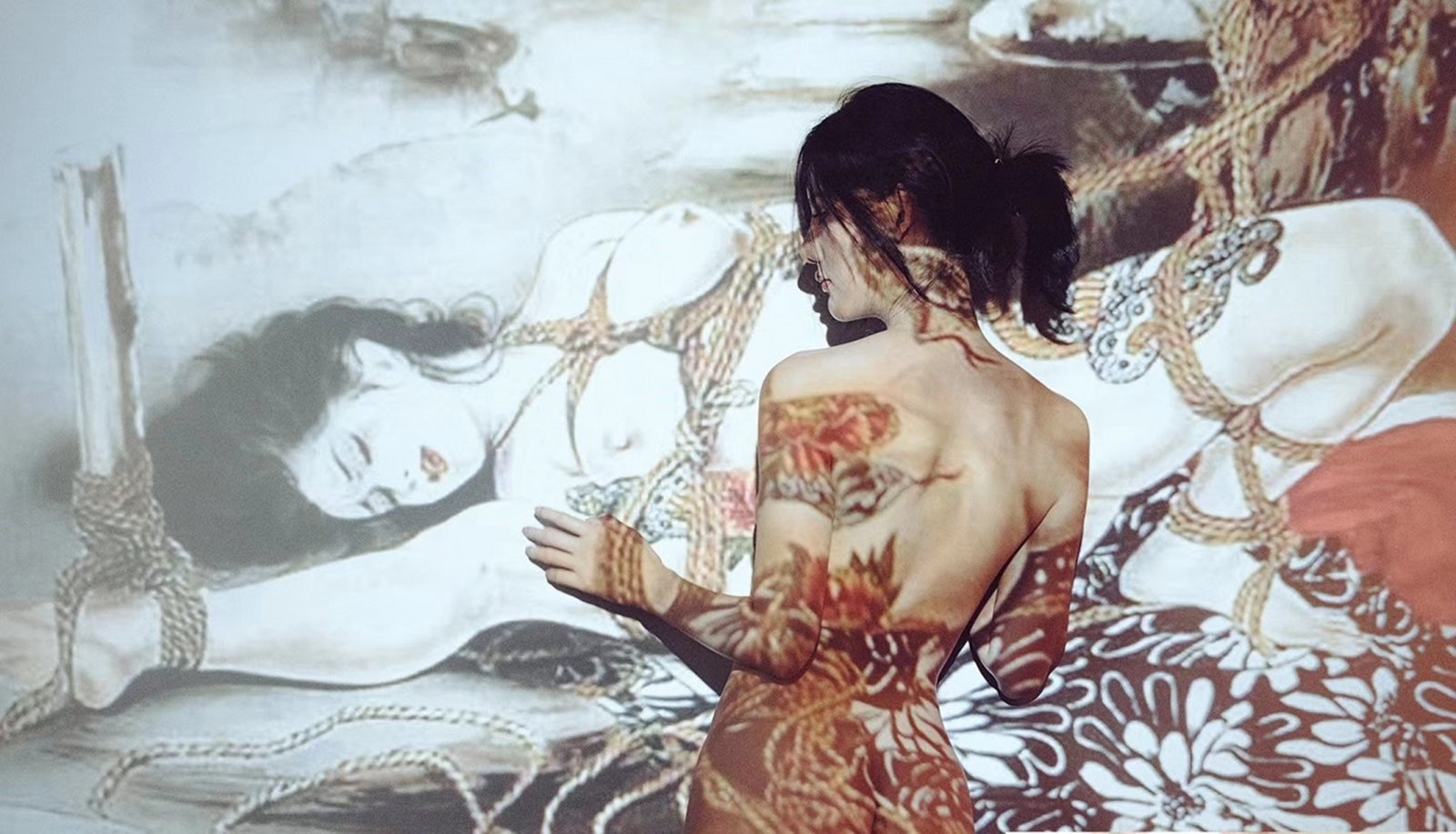 名模阿朱大尺度私拍套读 - 人体摄影